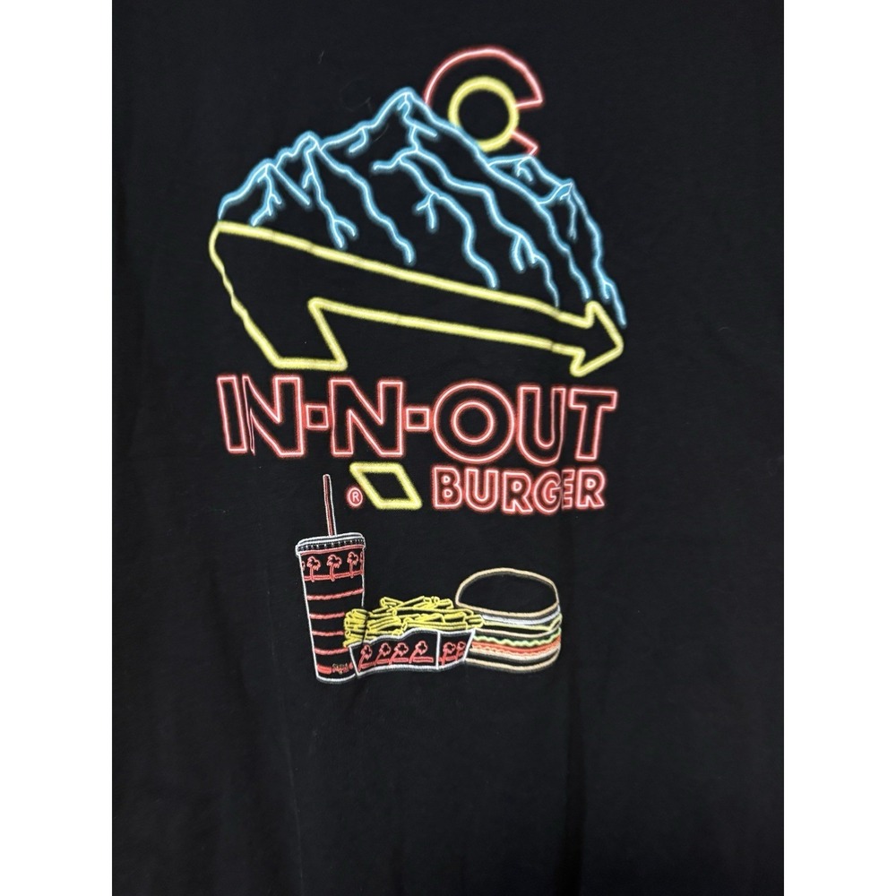 IN-N-OUT Drive Inn Burger T-Shirt Unisex Medium Black Colorado (N)